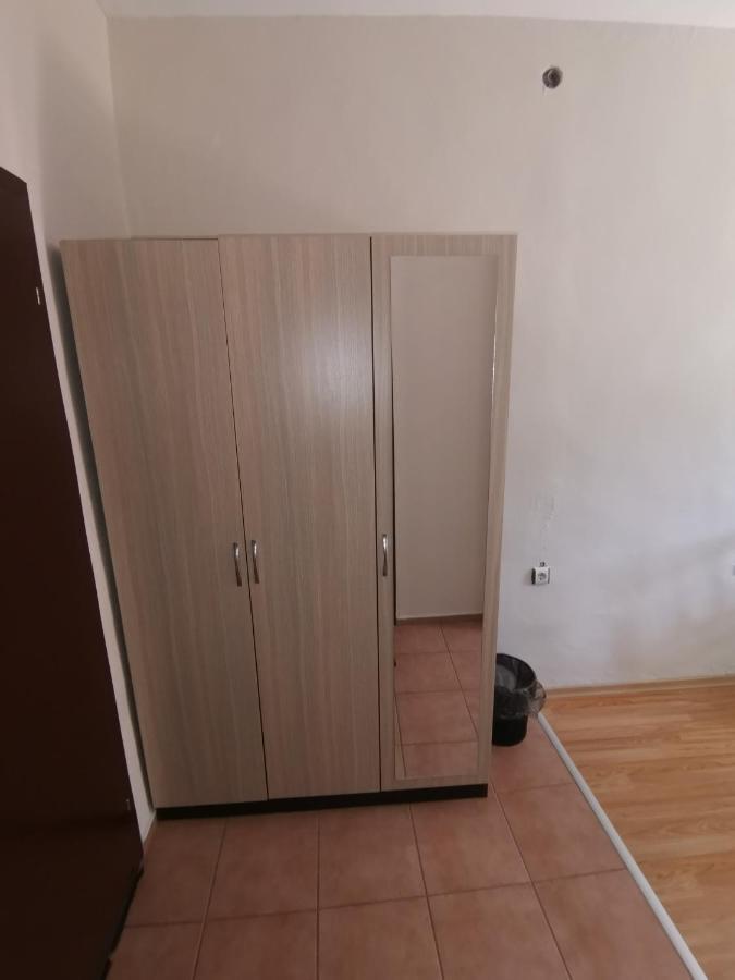 Kazlarov Guest House Kiten  Bagian luar foto
