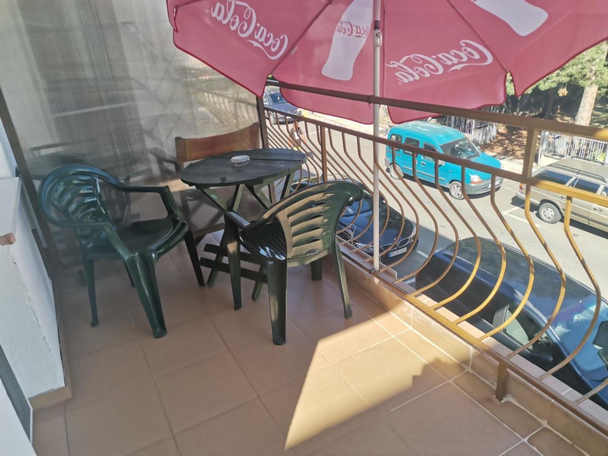 Kazlarov Guest House Kiten  Bagian luar foto