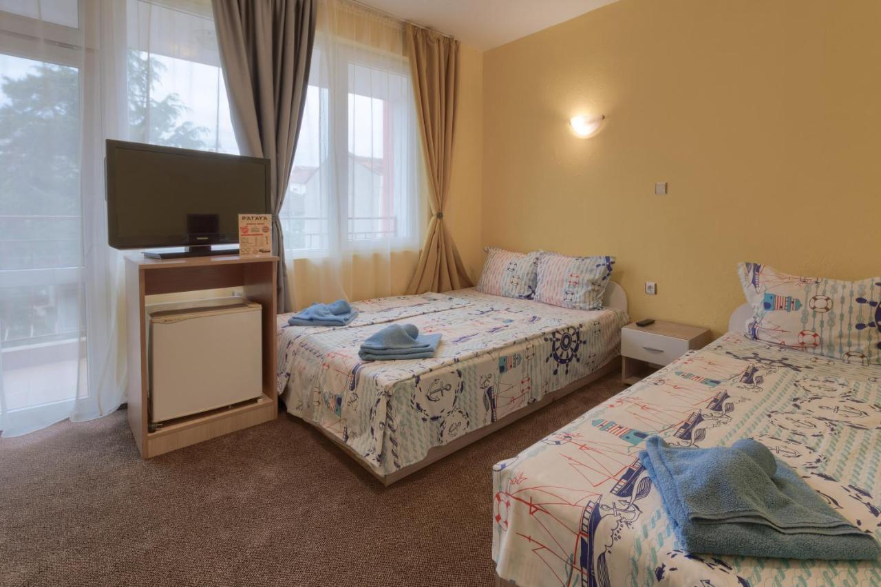Kazlarov Guest House Kiten  Bagian luar foto